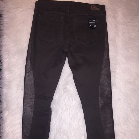 SOLD Design Lab Super Skinny Leather Accent Jeans - Picture 6 of 8